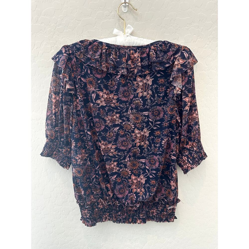 EVEREVE Navy Floral Ruffle Smocked Blouse Medium Boho Romantic - Picture 6 of 8